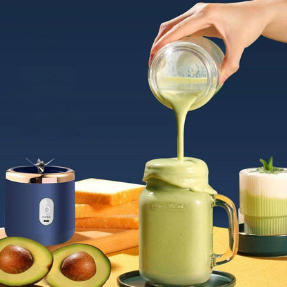 Custom Logo 6-Blade Mini Portable Electric Fruit Juicer Hot Sell USB Rechargeable Juicer Blender with Cup for Car Use