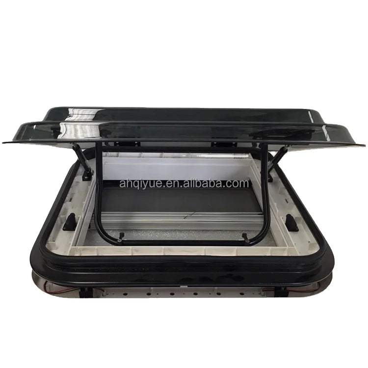 Hot Selling 500x500mm Modified Car Roof Window and Motorhome RV Skylight with LED Light