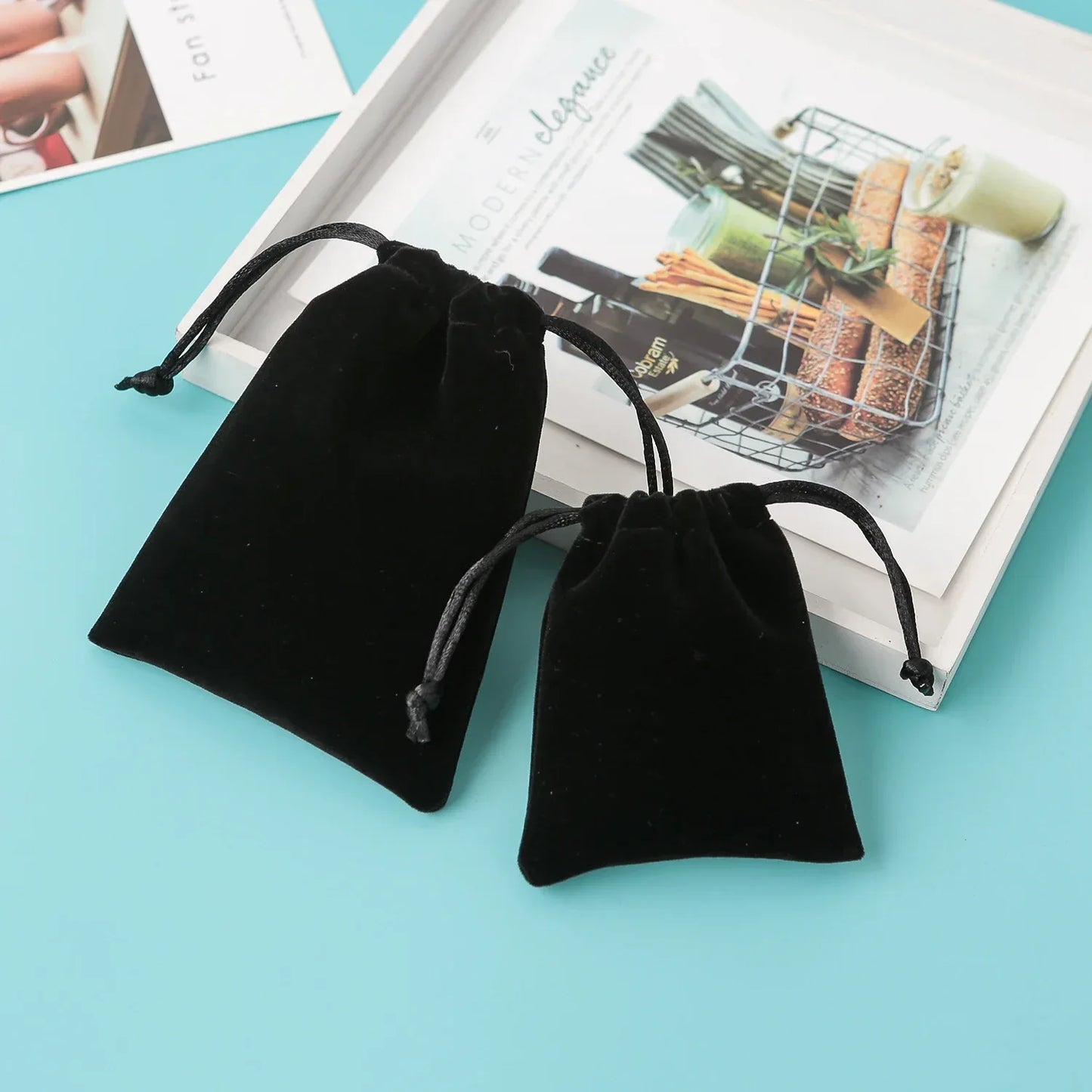 5Pcs Velvet Jewelry Small Pouches for Valentine's Day Marriage Party Gift Display Packing Bag Earrings Rings Organizer Bag