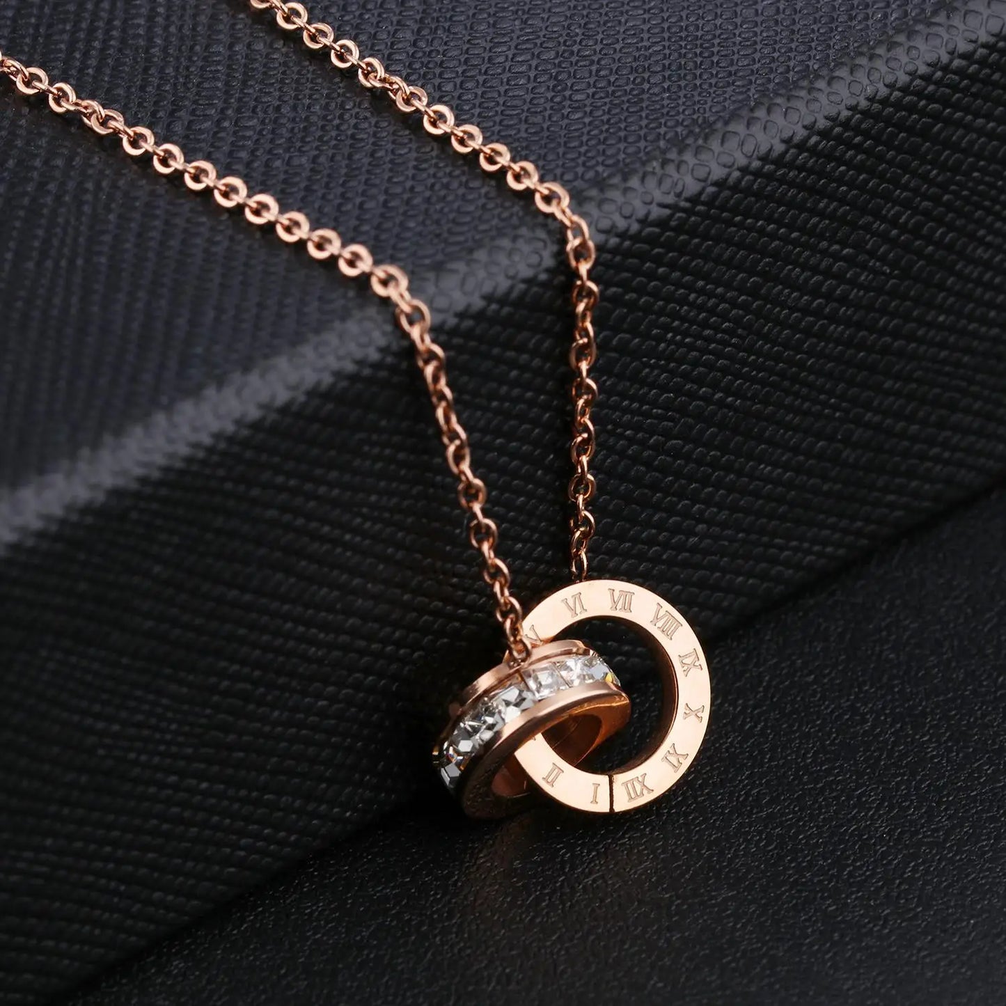 AAA Zircon Stone Stainless Steel Pendant Necklace Non-fading Simple Light Luxurious Clavicle Necklace for Women Gift