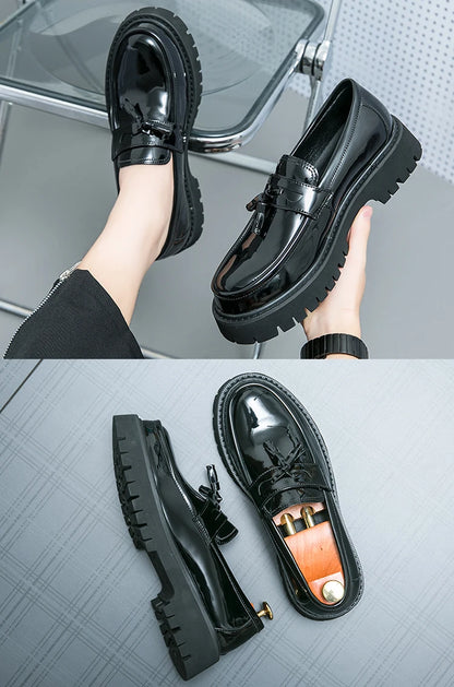Thick Sole Classy Men Dress Shoes Black+White Color Handsome Wedding Tassels Loafer Shoes for Men