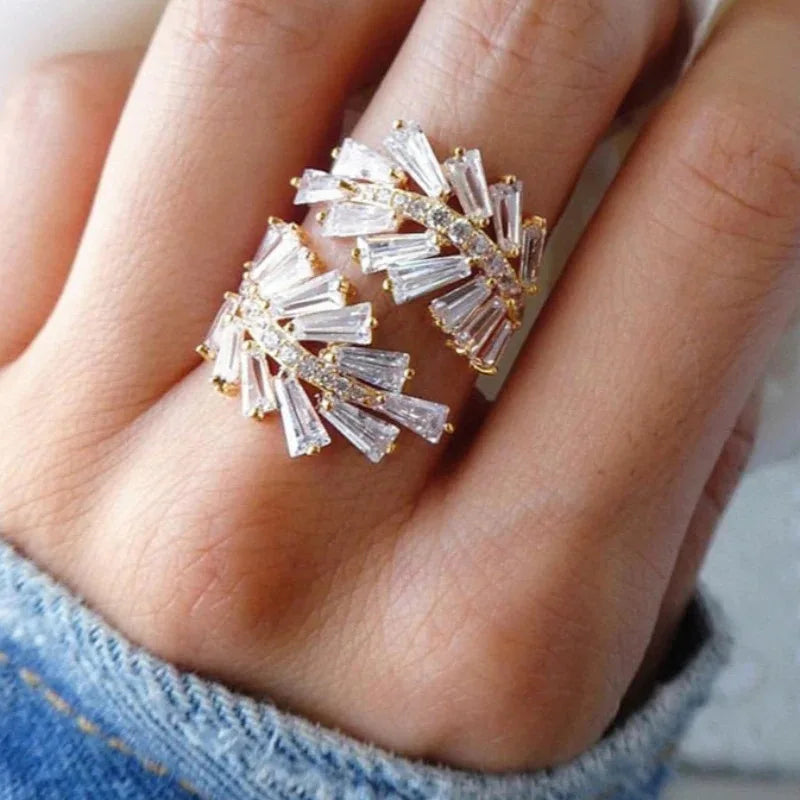 Q314 Geometric Cocktail Ring Gold Plated Crystal Rhinestone Channel Setting Women's Party Jewelry