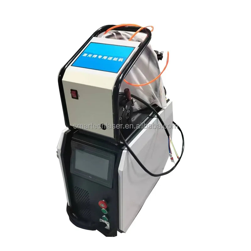 Portable 900W/1500W Fiber Laser Welder Handheld Metal Welding Machine with Air Cooling 25kg New Condition