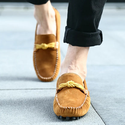 Size 38-46 Flat Suede Leather Moccasin Boat Shoes Breathable and Anti-Slip Driving Loafer for Men Winter Appropriate