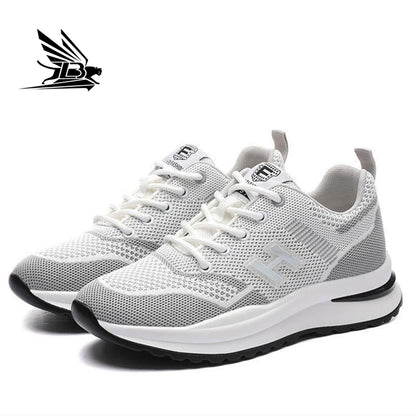 Spring Summer New Flying Ladies Sneakers Fashion Joker Running Mesh Breathable Casual Female Student Disposable Court Sneakers