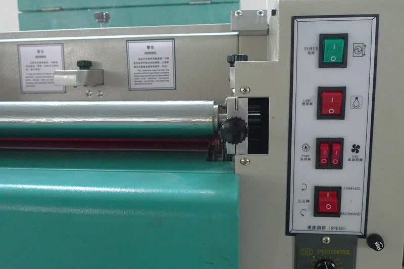 One Year Warranty No MOQ Desktop 18 Inch UV Coating Machine A3 Hand Feed UV Coater