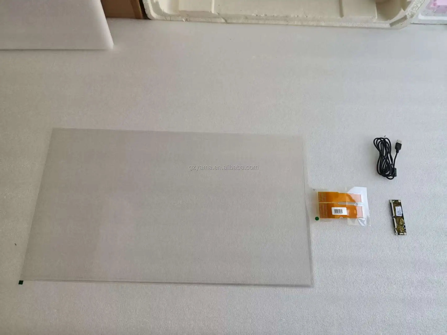 New Computer Hardware & Software USB Capacitive Touch Screen 32inch Touch Foil 10 Points Transparent Plug and Play