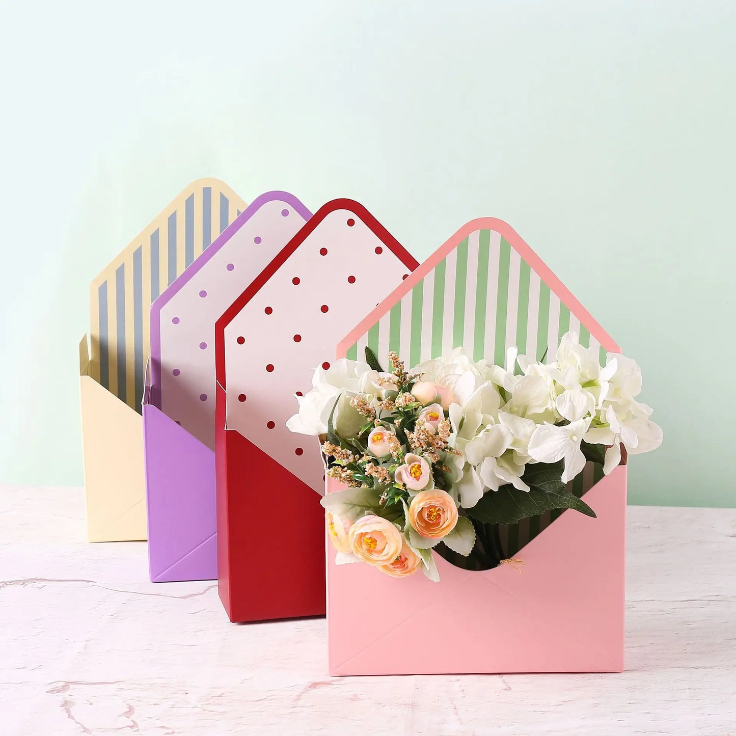 Yiwu China Suppliers Cheap Wholesale Folding Envelope Type Cardboard Paper Luxury Envelope Flower Packing Box for Mother's Day