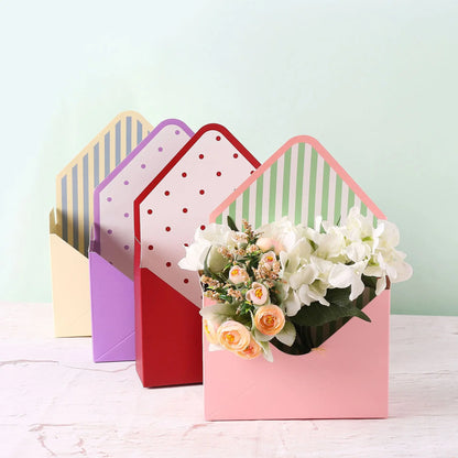 Yiwu China Suppliers Cheap Wholesale Folding Envelope Type Cardboard Paper Luxury Envelope Flower Packing Box for Mother's Day