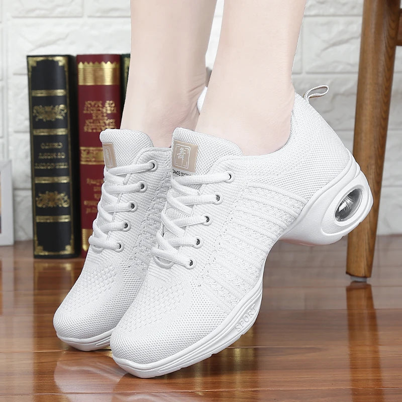 Height Increasing Mesh Zapatos Deportivos Lace-up Casual Walking Style Shoes Platform Dance Sports Shoe Women Ladies Sneakers