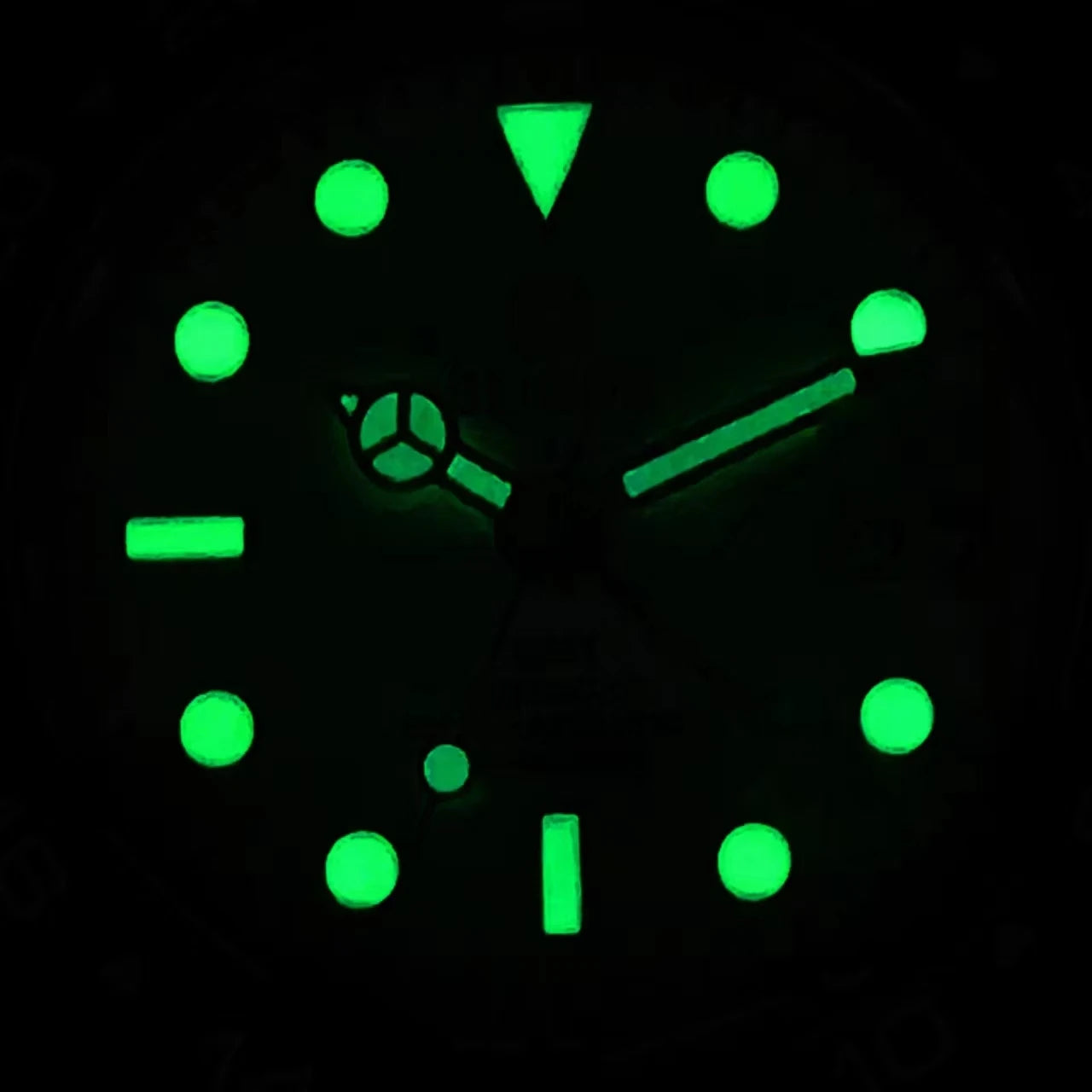 BLIGER 40mm NH35A Automatic Watch for Men White Ceramic Bezel Black  Case Green Luminous Date Magnified Rubber Strap