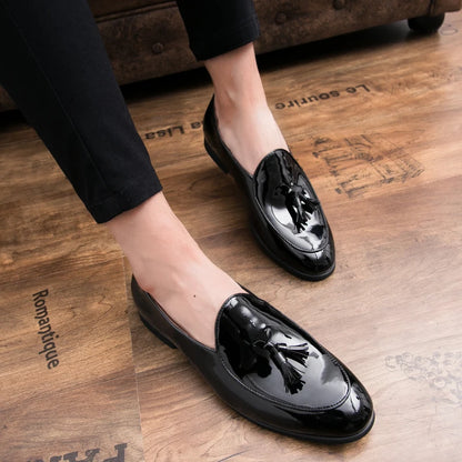 Tassel Leather Oxfords Shoes Men Loafers Casual Slip on Men Dress Shoes Italian Graceful Wedding Party Shoes Men Moccasins Black