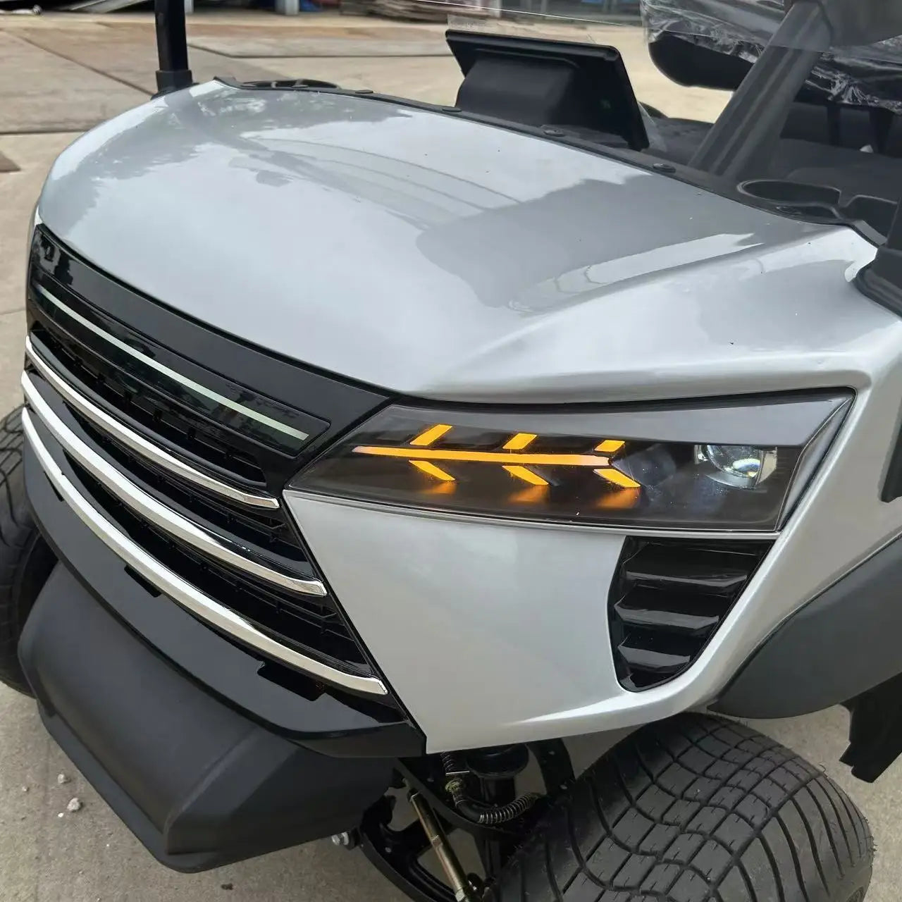 Factory Direct Sales Golf Cart Car 48v 4 Seater 2025 Golf Cart for Farm Park Beach Scenic Spots