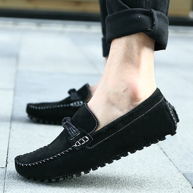 Size 38-46 Flat Suede Leather Moccasin Boat Shoes Breathable and Anti-Slip Driving Loafer for Men Winter Appropriate