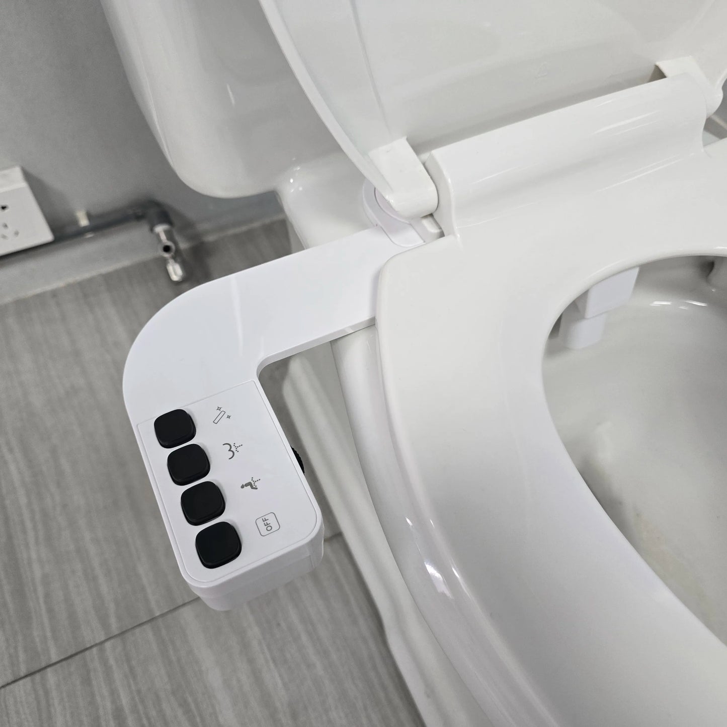 Newly Upgraded Sanitary Ware with Double Nozzles for Feminine Wash Device