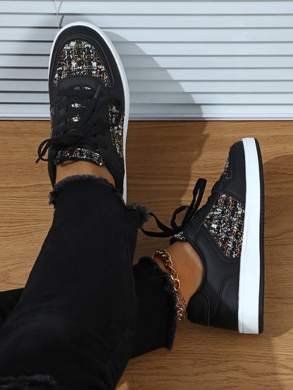 New Hot Product Brand Trendy Kasut Sneakers for Women 35-45 Woolen Flat Girls Casual Shoes Fashion Lace-up Factory Jinjiang