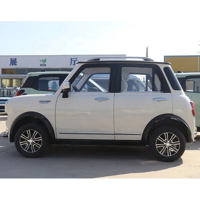 Used Cheap Small Electric Cars 100km Factory Direct Selling Mini EV Car 45km/h 4-Door 5-Seater Small EV Cars for Adults