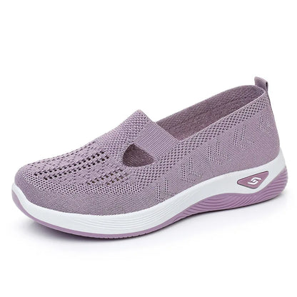 NY 2025 New lightweight summer breathable soft soled cloth shoes