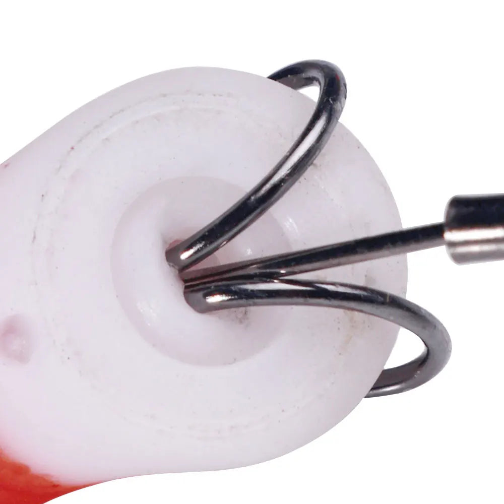 Soft Frog Fishing Lure 2.5CM 3G Double Hook Sequins Thunder Frog Rabbit Bait with Blade Tail Fishing Bait
