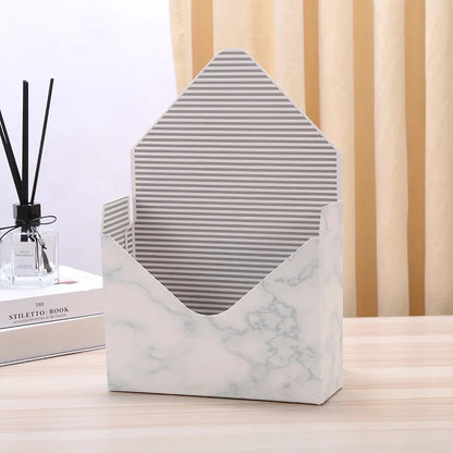 Yiwu China Suppliers Cheap Wholesale Folding Envelope Type Cardboard Paper Luxury Envelope Flower Packing Box for Mother's Day