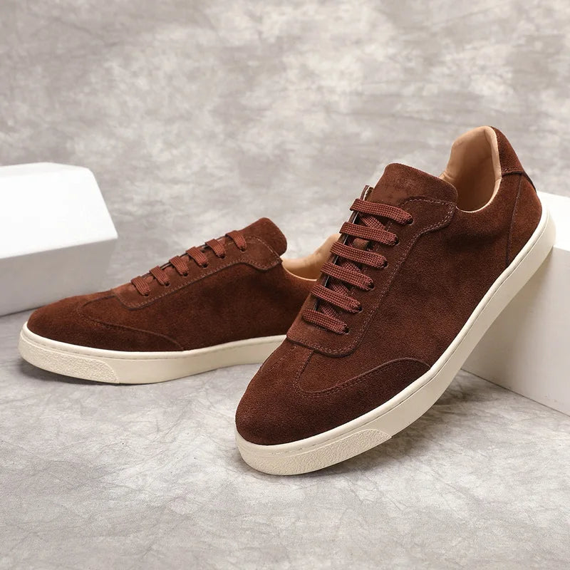 Lightweight Men's Casual Shoes with Luxury Suede Cow Leather Retro Sporty Style for Spring and Winter Walking