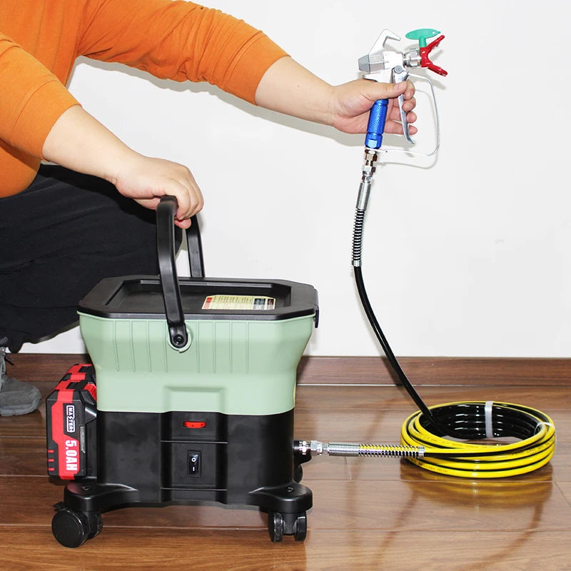 Professional Industrial LVLP Airless Spray Machine Dual 21V Batteries Long-Lasting Brushless Motor 4000PSI Pressure 7L Cup
