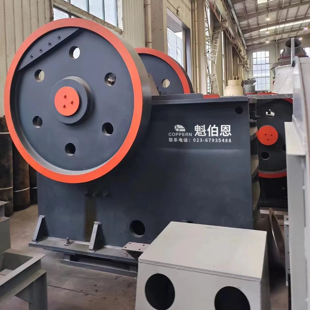 COPPERN 1-3 Tons Per Hour Mobile Stone Jaw Crusher Pe150 X 250 with AC Motor and Bearing for Quarry Mining High Productivity