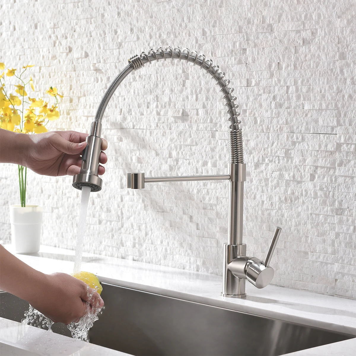 Modern Single-Handle Brush Nickel Faucet Water Saving Kitchen Lavatory Tap Ceramic Valve Single Hole Torneira Banheiro Brass