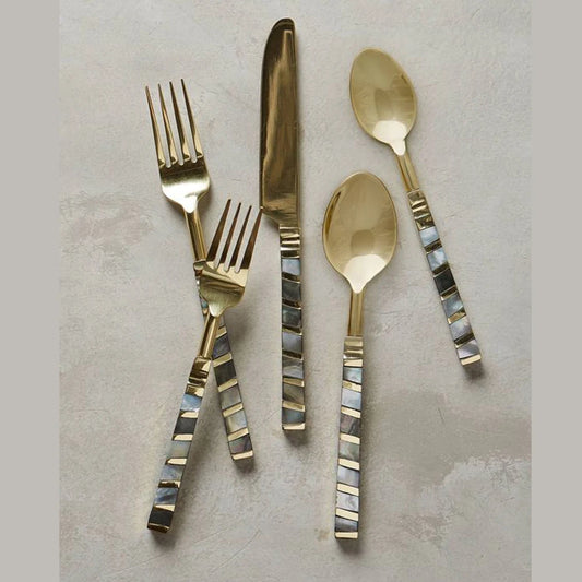 Hot Selling 304 Stainless Steel 5 Pcs Gold Flatware Sets with MOP or Resin Designer Handle Luxury Wedding Party Cutlery Set