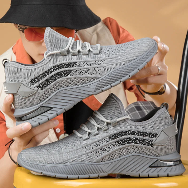 High Quality Fashionable Sports Leisure Shoes Breathable Flying Weave Soft Soled Outdoor Casual Shoes