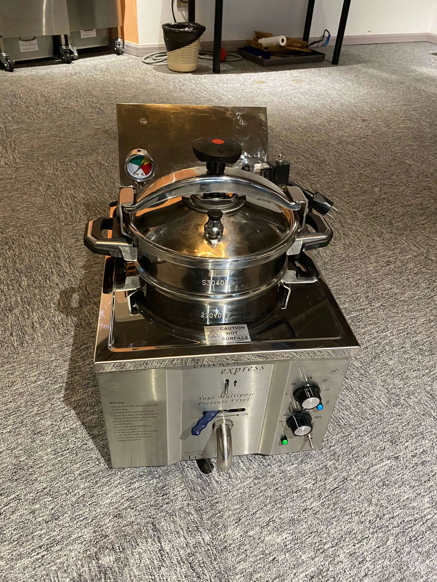 MDXZ-16 Electric Table Top Chicken Pressure Fryer From China Factory with 5 Years Warranty