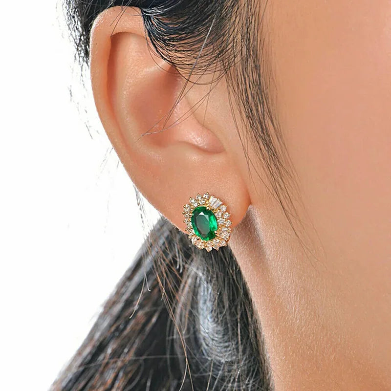 Classic Green Gemstone Stud Earrings Silver Flower Design Wedding Jewelry Women Pear Cut Diamonds Claw Setting