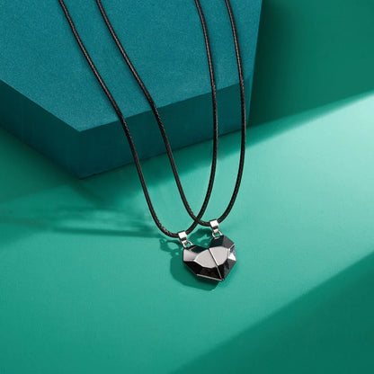 2Pcs Magnetic Heart Couple Necklace For Women Valentine's Day Sweater Chain For Best Friend Lovers Wedding Party Gift Jewelry