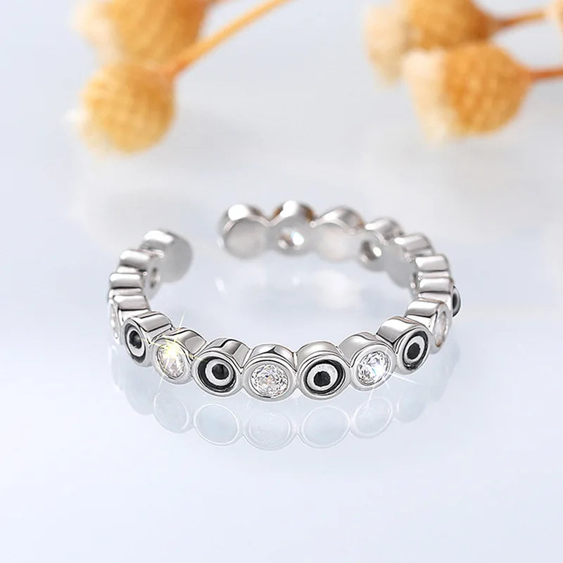 T0822 Fashion Ring Cubic Zirconia Pave Setting Round Stone Unisex Gift Jewelry