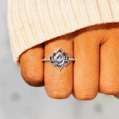 Q256 Lotus Flower Ring Women's Lab Created Cubic Zirconia Pear Shape Prong Setting Engagement Buddhist Fashion Rings