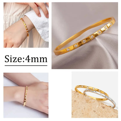 A Must-Have Versatile Classic Bracelet for Women, Featuring an Embedded Design with a Sleek And Easy Style
