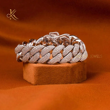 Elegant Charm Bracelets Featuring Moissanite Diamond Stones 14K Gold Plated And Silver Plated Stunning Jewelry For Women