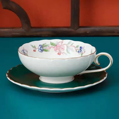 European Hand-painted Gold Rim Flower Edge Coffee Cup Afternoon Tea Bone China Porcelain Tea Cup and Saucer
