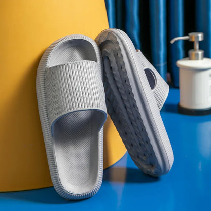 Hot Best Selling Products 2026 Women Thick Platform Summer Indoor Beach Pillow Slides House Cushion Cloud slippers Custom Logo
