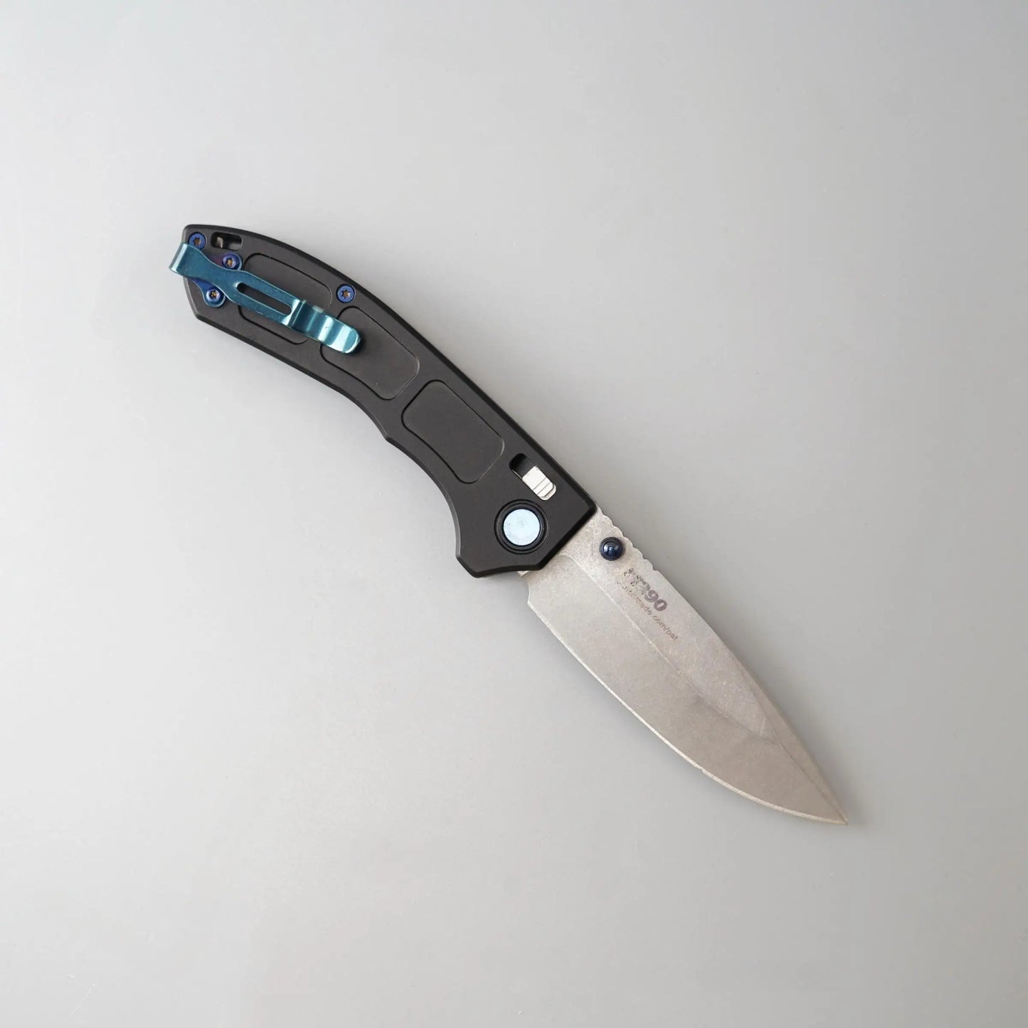 BM748 Hot-Selling Tactical Folding Knife for Wilderness Survival and Portable Outdoor Use
