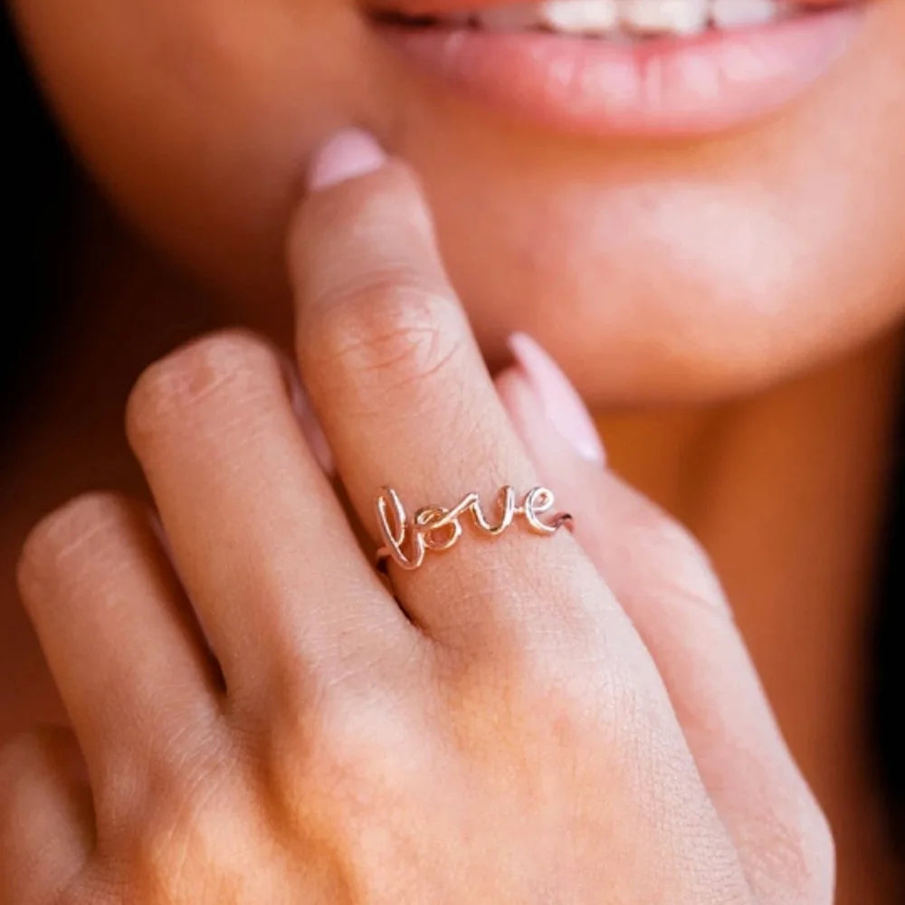 F1574 Love Letter Ring Rose Gold Plated Alloy Unisex Fashion Ring Valentine's Day Jewelry