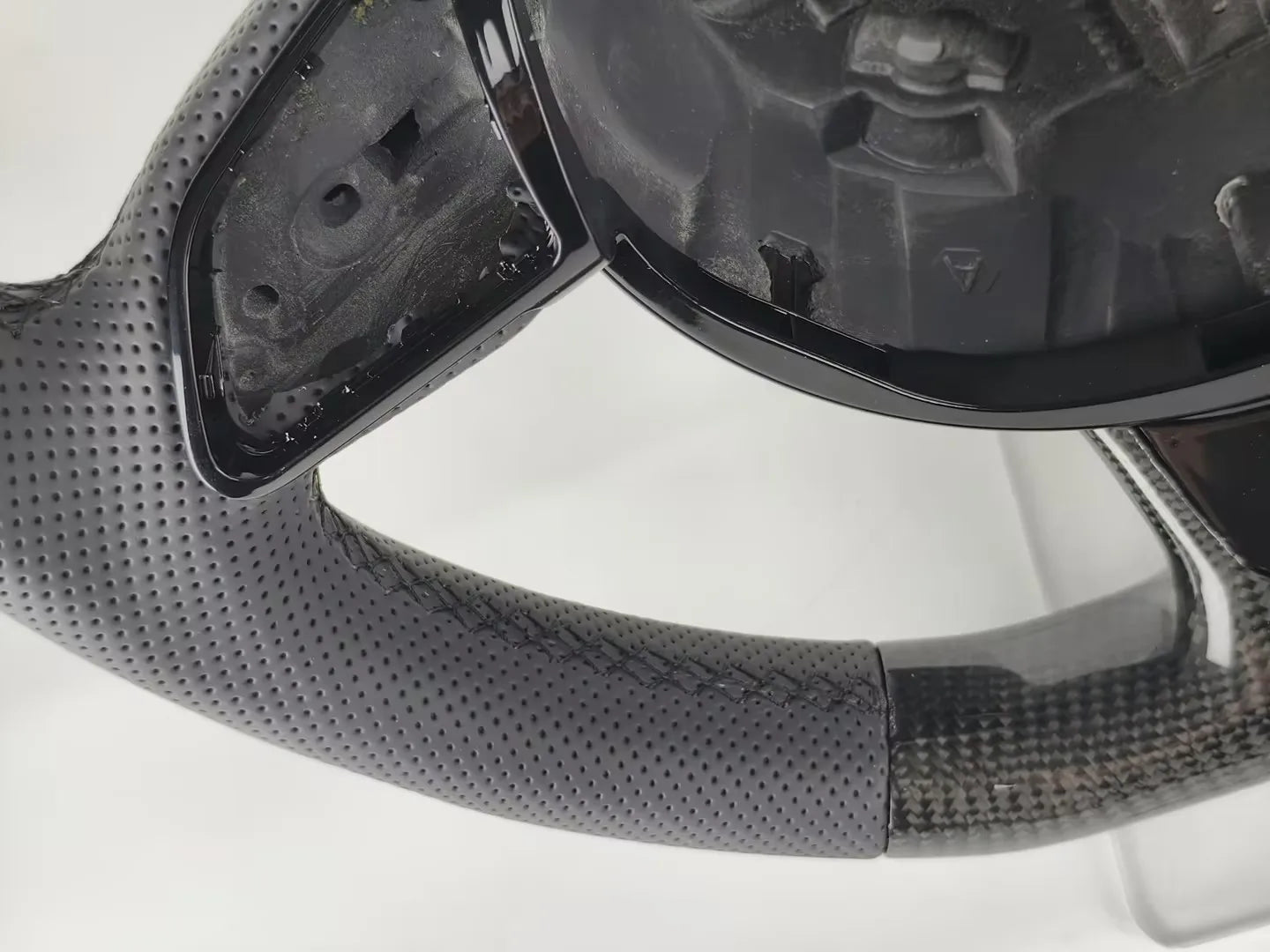 SENCH Customized Carbon Fiber Car Steering Wheel for Audi B8 B9 A4 A5 A3 A6 Q3 Q5