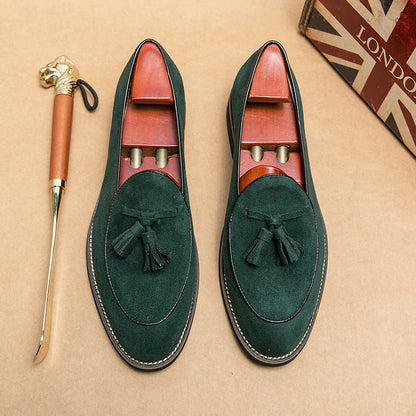 Green Color Faux Suede Breathable Logo Custom Available Wholesale Tassels Loafers Shoes for Men
