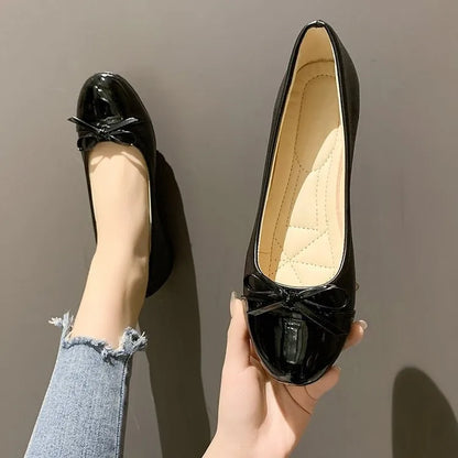 Big Size Spring New Fashionable Round Head Flat Bottom Fashion Casual Women's Shallow Mouth Casual Bow Women's Single Shoes