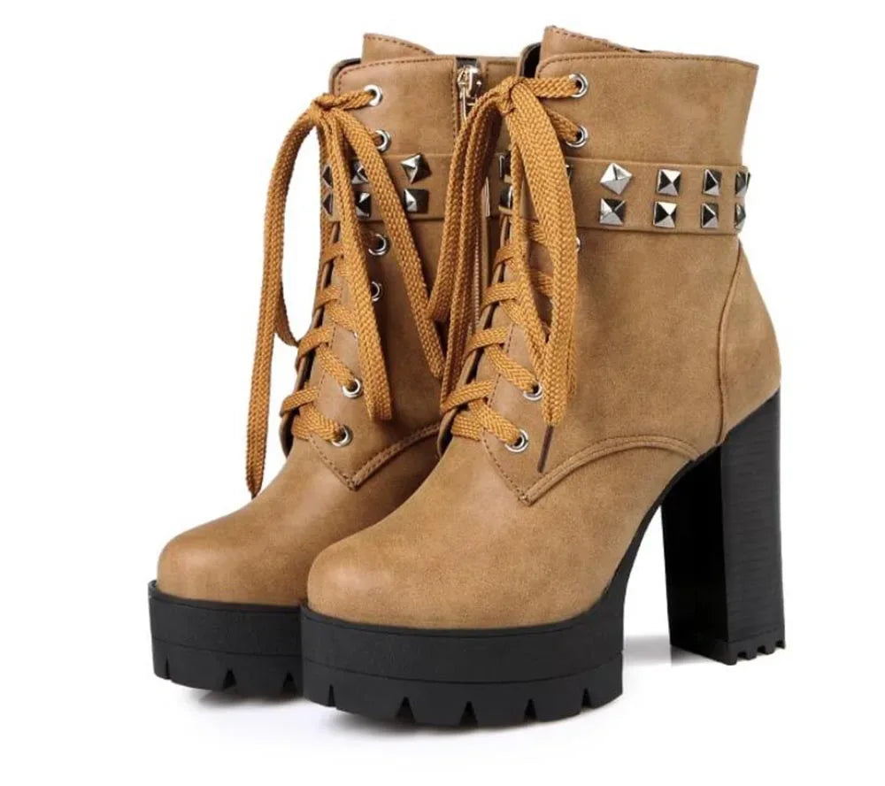 KNCOKAR The new autumn/winter fashion ultra high heels and short boots with a waterproof platform rivet and female boots