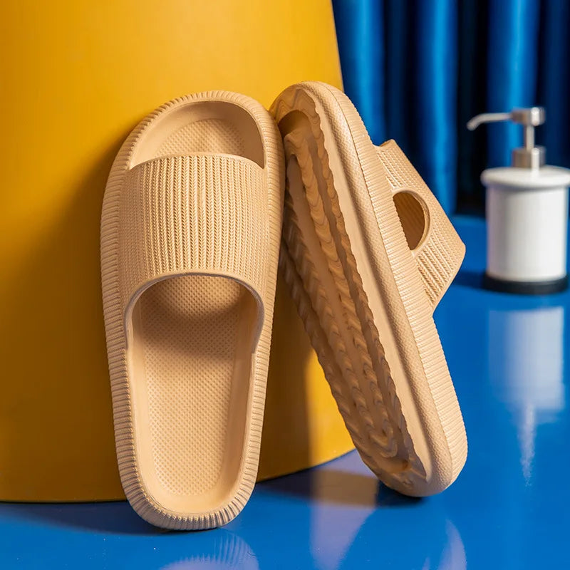 Hot Best Selling Products 2026 Women Thick Platform Summer Indoor Beach Pillow Slides House Cushion Cloud slippers Custom Logo