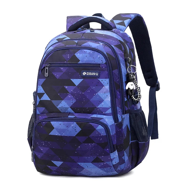 Fashionable Unisex Student Backpack Waterproof Stylish Mochilas with Zipper Closure Personalized School Bag for Students Babies