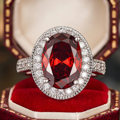 Elegant Women's Cocktail Ring With Natural Oval Garnet Pave Setting Engagement Fashion Jewelry A033