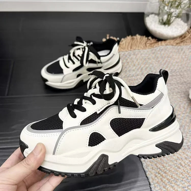 2025 Autumn Winter New Women's Casual Sports Sneakers Ins Tide Platform Light Soft  Lace-Up Custom Logo Daddy Student