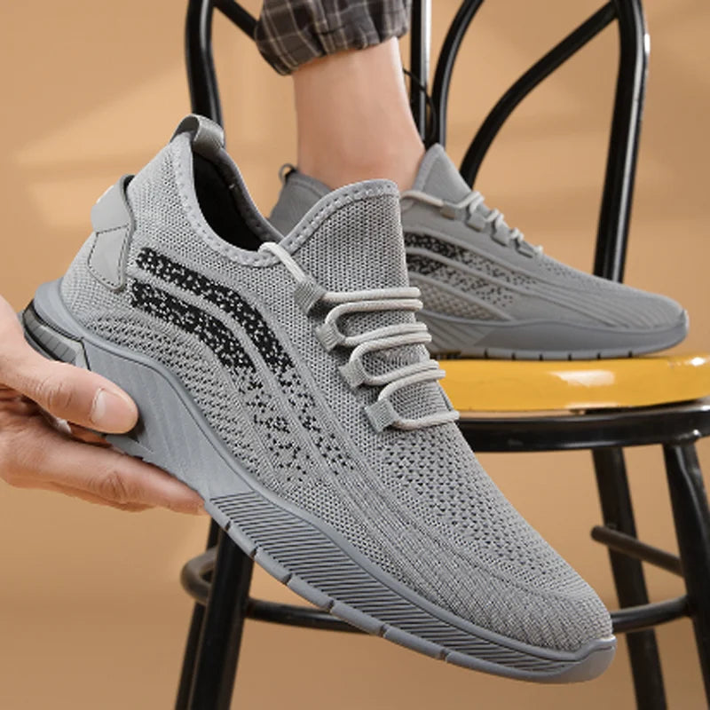 High Quality Fashionable Sports Leisure Shoes Breathable Flying Weave Soft Soled Outdoor Casual Shoes